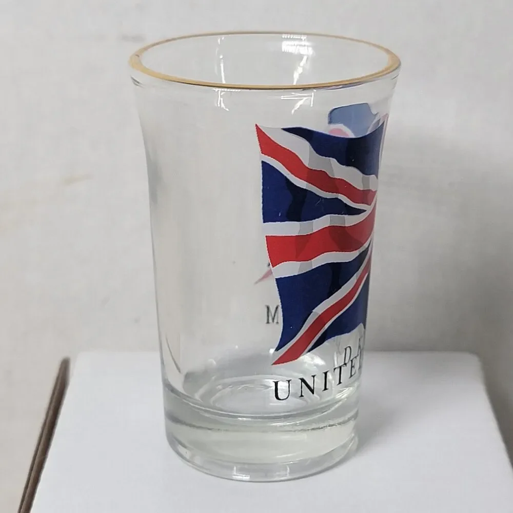 United Kingdom Union Jack Shot Glass w/ Gold Color Rim